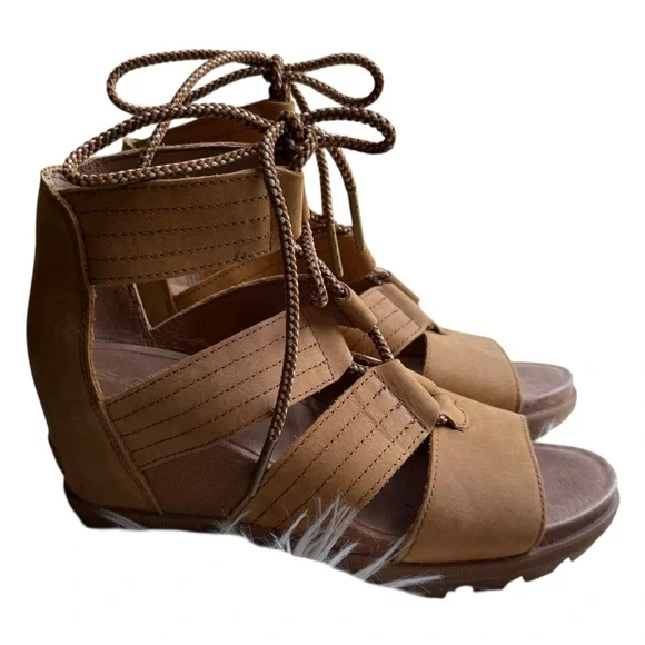 Sorel Joanie II Lace Sandals - Picture 2 of 9